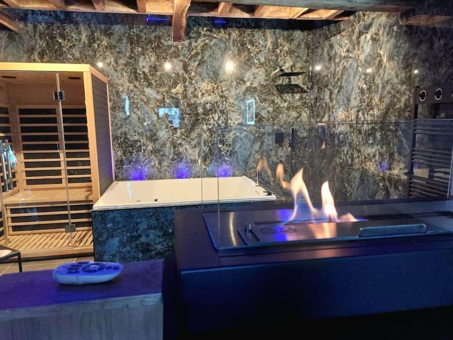 Le Duplex De L'Etoile Home Cinema Jacuzzi Et Sauna Privatif Longmesnil Экстерьер фото